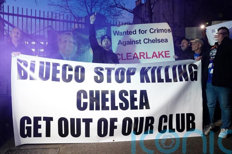 Enzo Maresca urges Chelsea fans to show trust after BlueCo protest