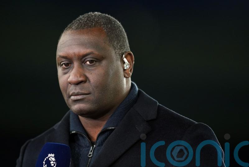 Emile Heskey does not see enough &lsquo;battlers&rsquo; in Leicester team to keep them up