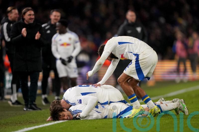 Ao Tanaka&rsquo;s thumping finish sends Leeds back top of the Championship