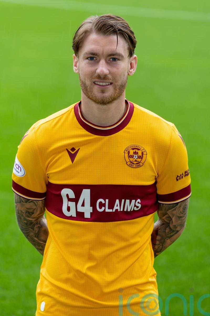Callum Slattery&rsquo;s brace earns Motherwell a share of the spoils against St Mirren
