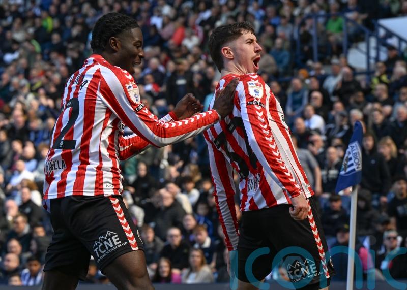 Trai Hume&rsquo;s winner for Sunderland dents West Brom&rsquo;s play-off hopes