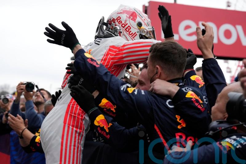 Max Verstappen wins Japanese Grand Prix after pit-lane tussle with Lando Norris
