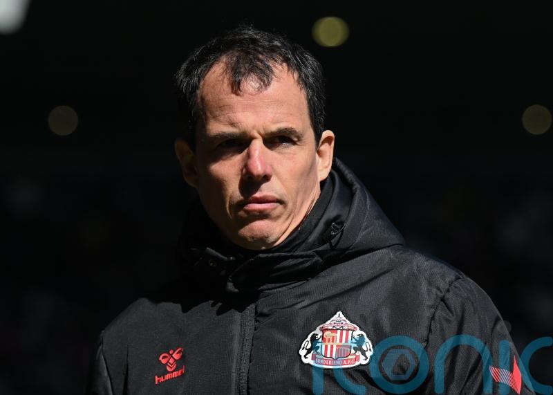 Regis Le Bris keeps believing in faltering Sunderland ahead of play-offs