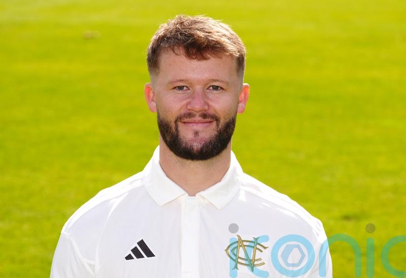 Ben Duckett helps Division One leaders Nottinghamshire to victory over Sussex