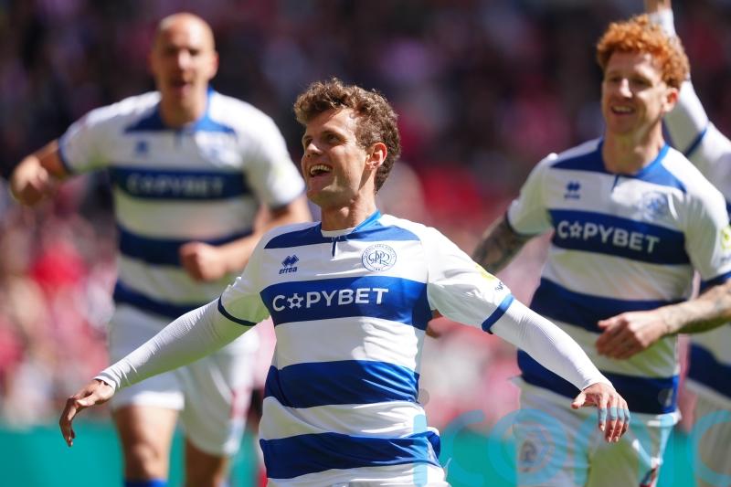 Sunderland struggles continue as managerless QPR claim Stadium of Light spoils