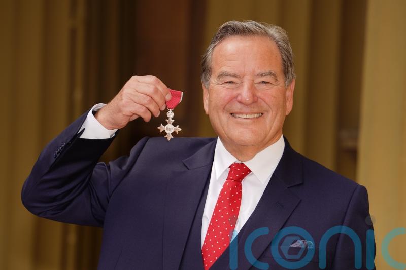 Jeff Stelling leaves Hartlepool role over handling of negotiations to sell club