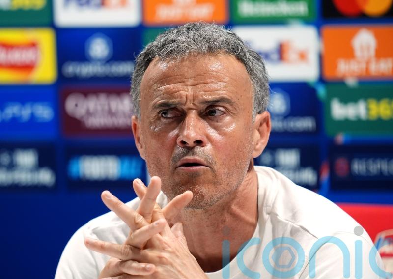 Luis Enrique wants PSG players to go down in history by winning Champions League