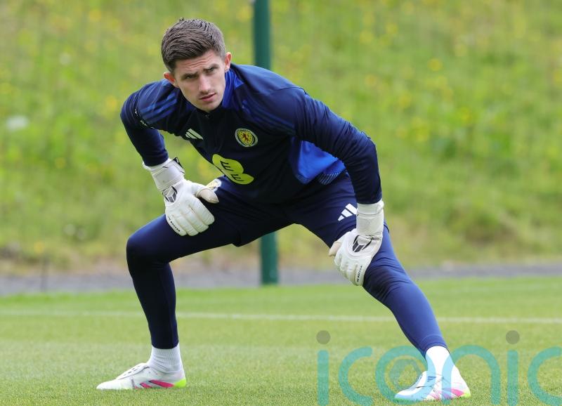 Ross Doohan ditches family holiday to answer Scotland call for keeper cover