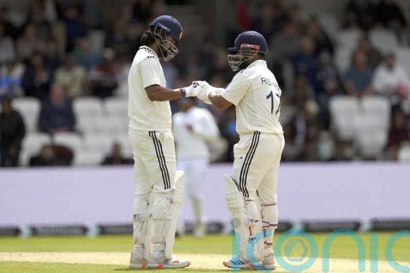 KL Rahul and Rishabh Pant build huge lead for India at Headingley