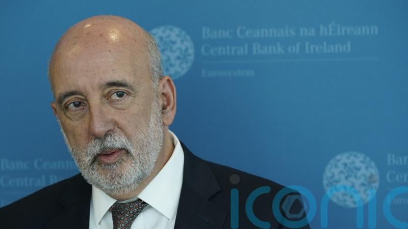 Central Bank calls on Government to widen its tax base