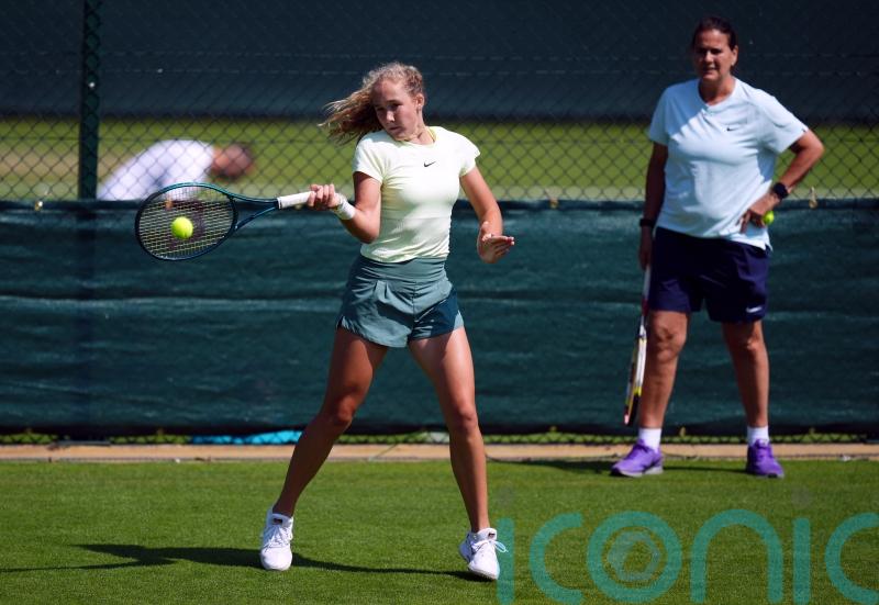 Mirra Andreeva focused on Wimbledon prize under Conchita Martinez&rsquo;s watchful eye