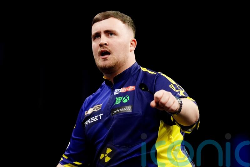 Luke Littler finishes with a flourish to reach World Matchplay semi-finals