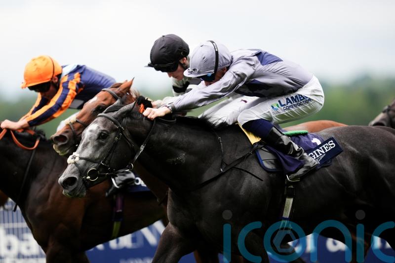 Cheshire Dancer surprises in Valiant Stakes