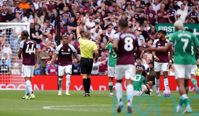 Newcastle miss killer instinct of Alexander Isak in draw at 10-man Aston Villa