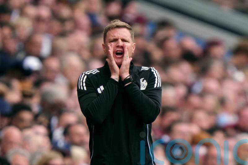 Eddie Howe says Newcastle need &lsquo;clarity&rsquo; over Alexander Isak future