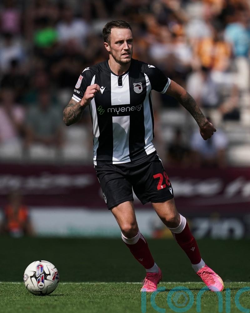 Crewe maintain 100 per cent winning league run after Fleetwood romp