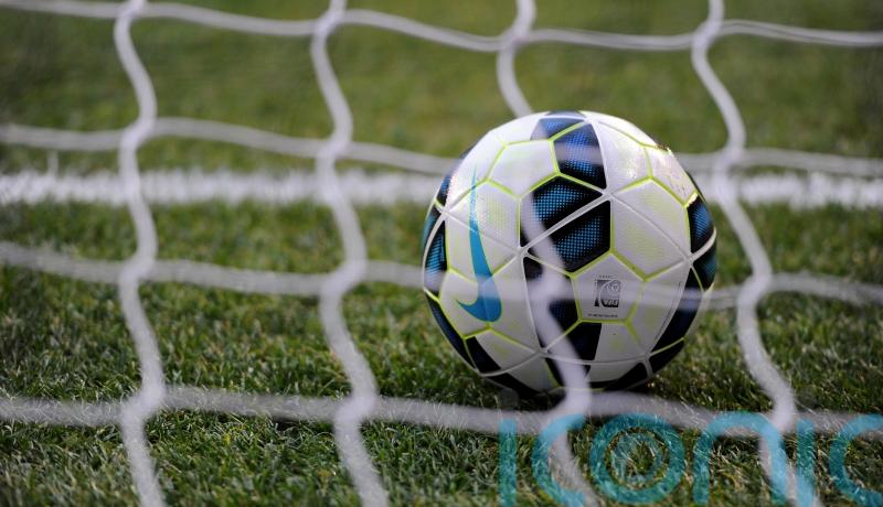 Southend secure convincing win over 10-man Halifax