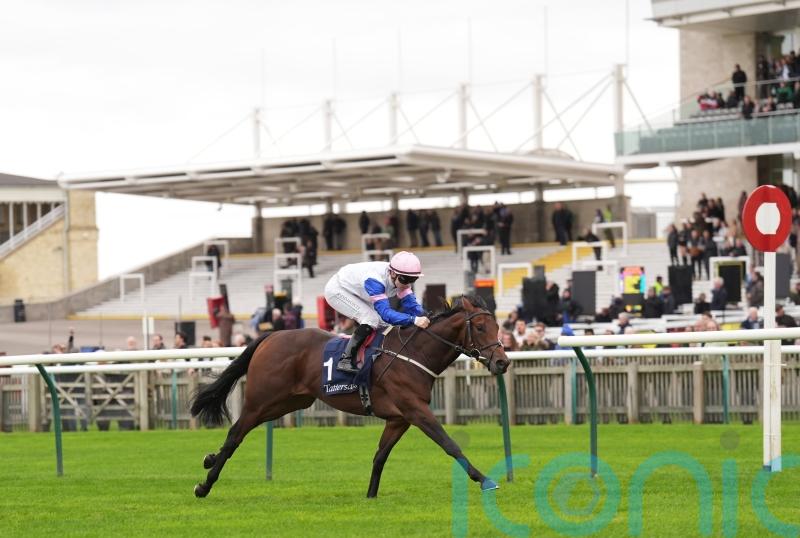 Jel Pepper spices up Newmarket for Oliver Cole