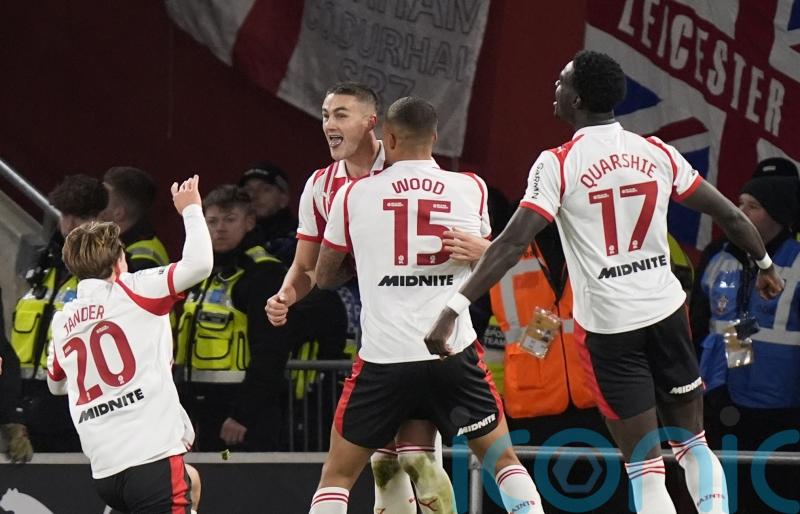 Southampton still winning under interim boss as 10-man Leicester are swept aside