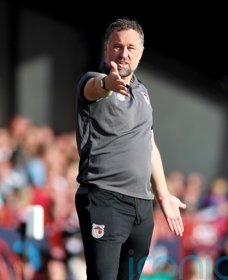 David Artell hails Grimsby&rsquo;s professional approach