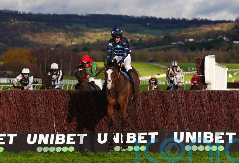Blaze shows the Way home at Cheltenham