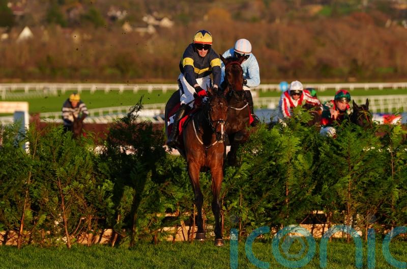 Final Orders made to measure for Cromwell and Donoghue