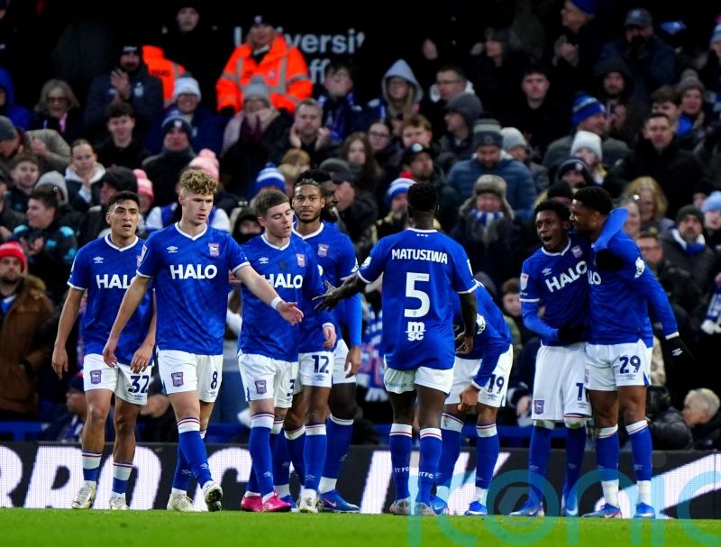 Ipswich move into automatic promotion places with home victory against Oxford