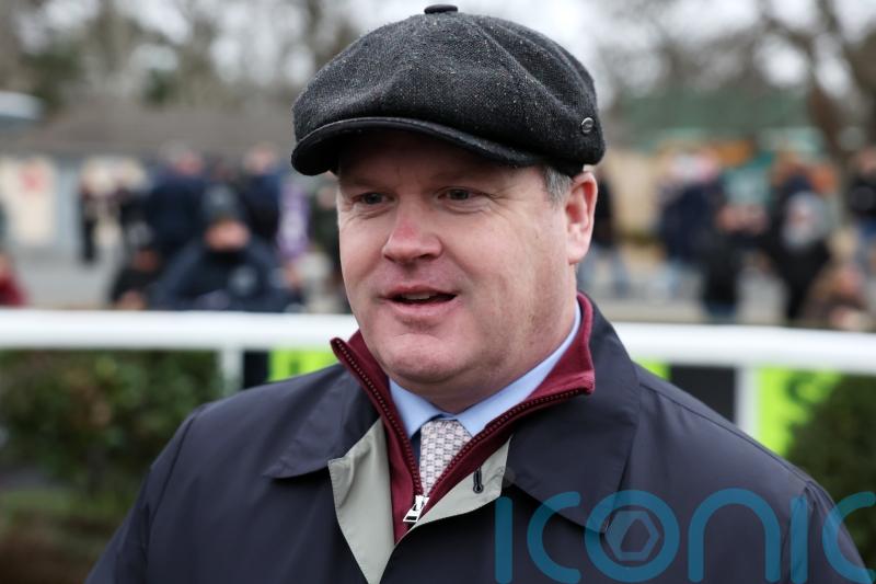 Gordon Elliott considering maiden route for El Cairos