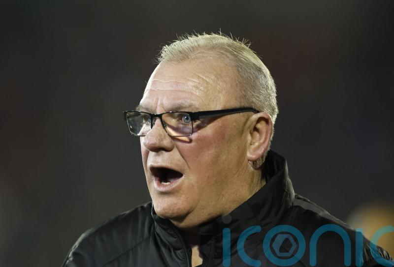 Steve Evans warns Bristol Rovers face &lsquo;dog-eat-dog&rsquo; relegation fight