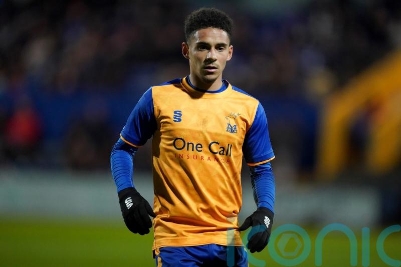 Hartlepool close in on play-off places with victory against Carlisle